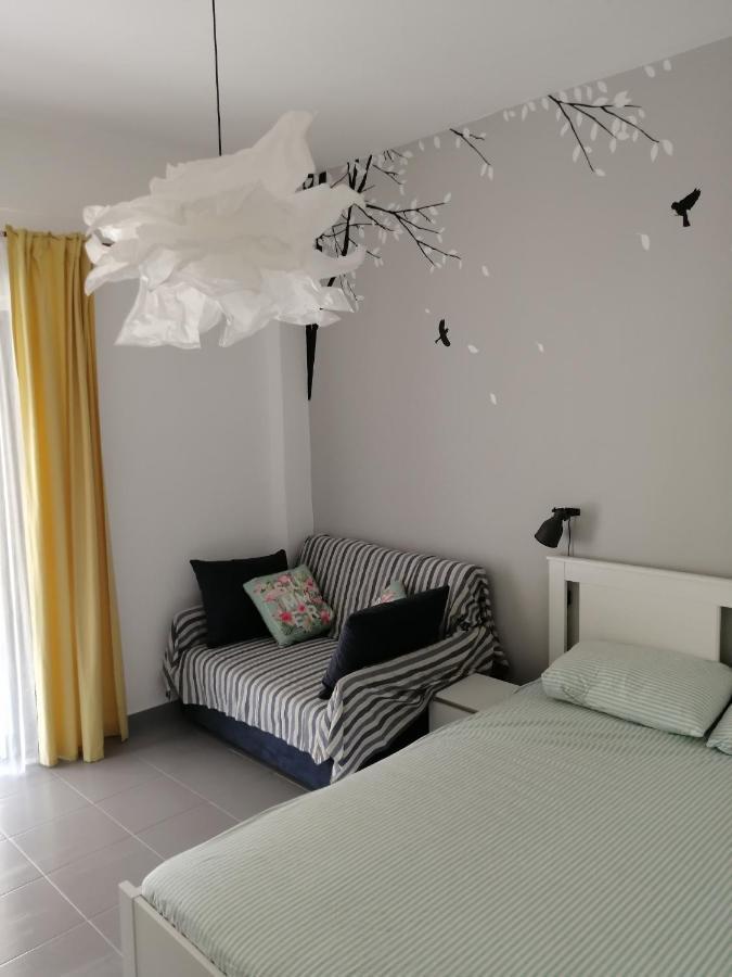 Elef Apartment Paralia Dionysiou Exterior foto