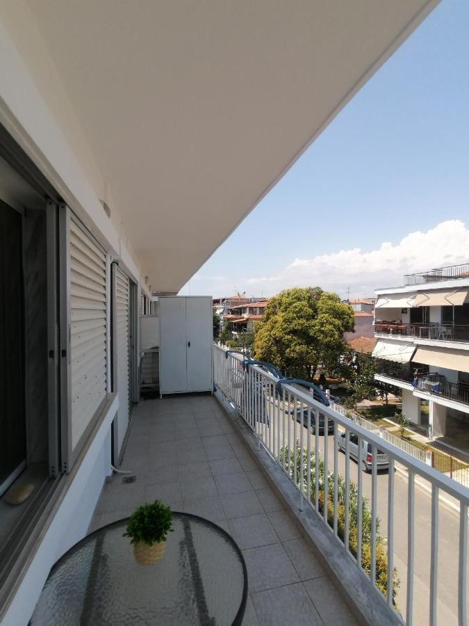 Elef Apartment Paralia Dionysiou Exterior foto